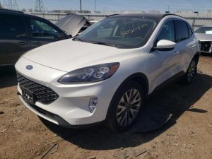 FORD ESCAPE TITANIUM 2022