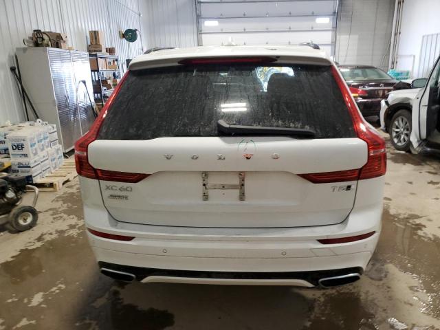 VOLVO XC60 T5 R-DESIGN 2021