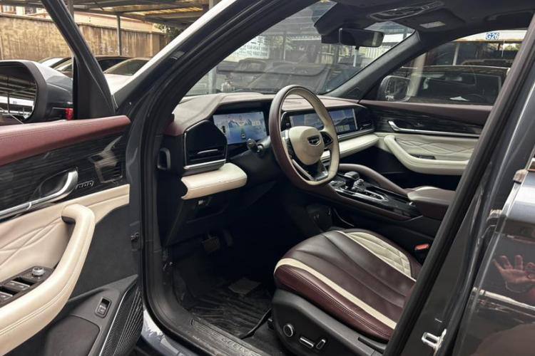 Geely Xingyue L 2021