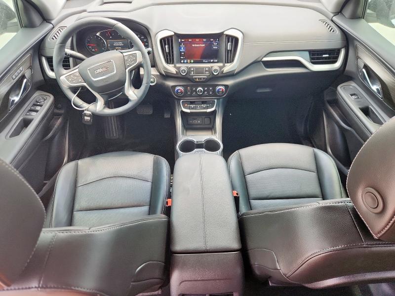 GMC TERRAIN SLT 2024
