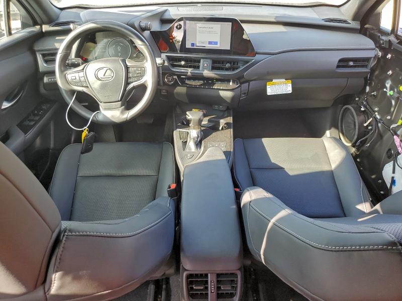 LEXUS UX 250H PREMIUM 2023
