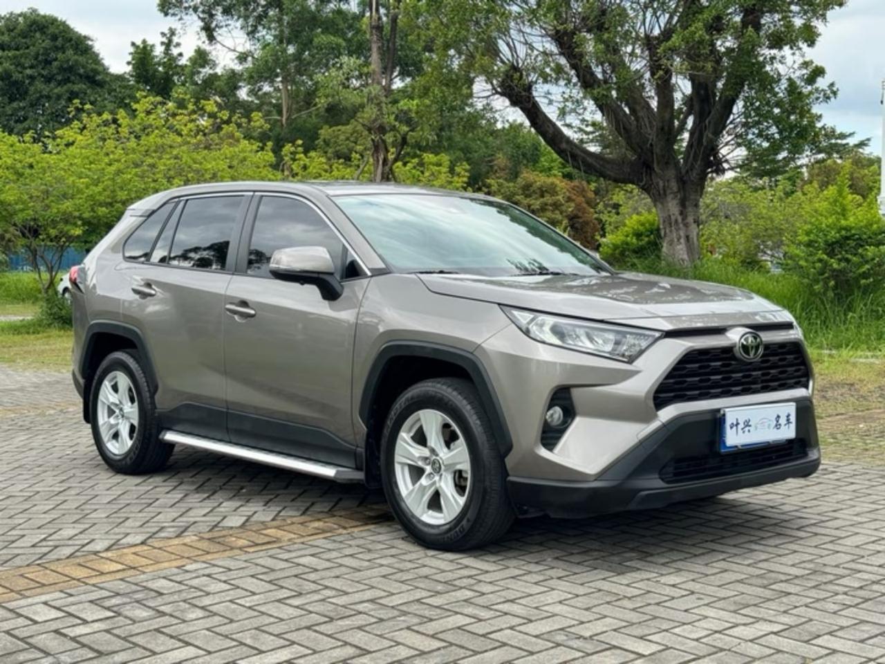 TOYOTA RAV4 2022