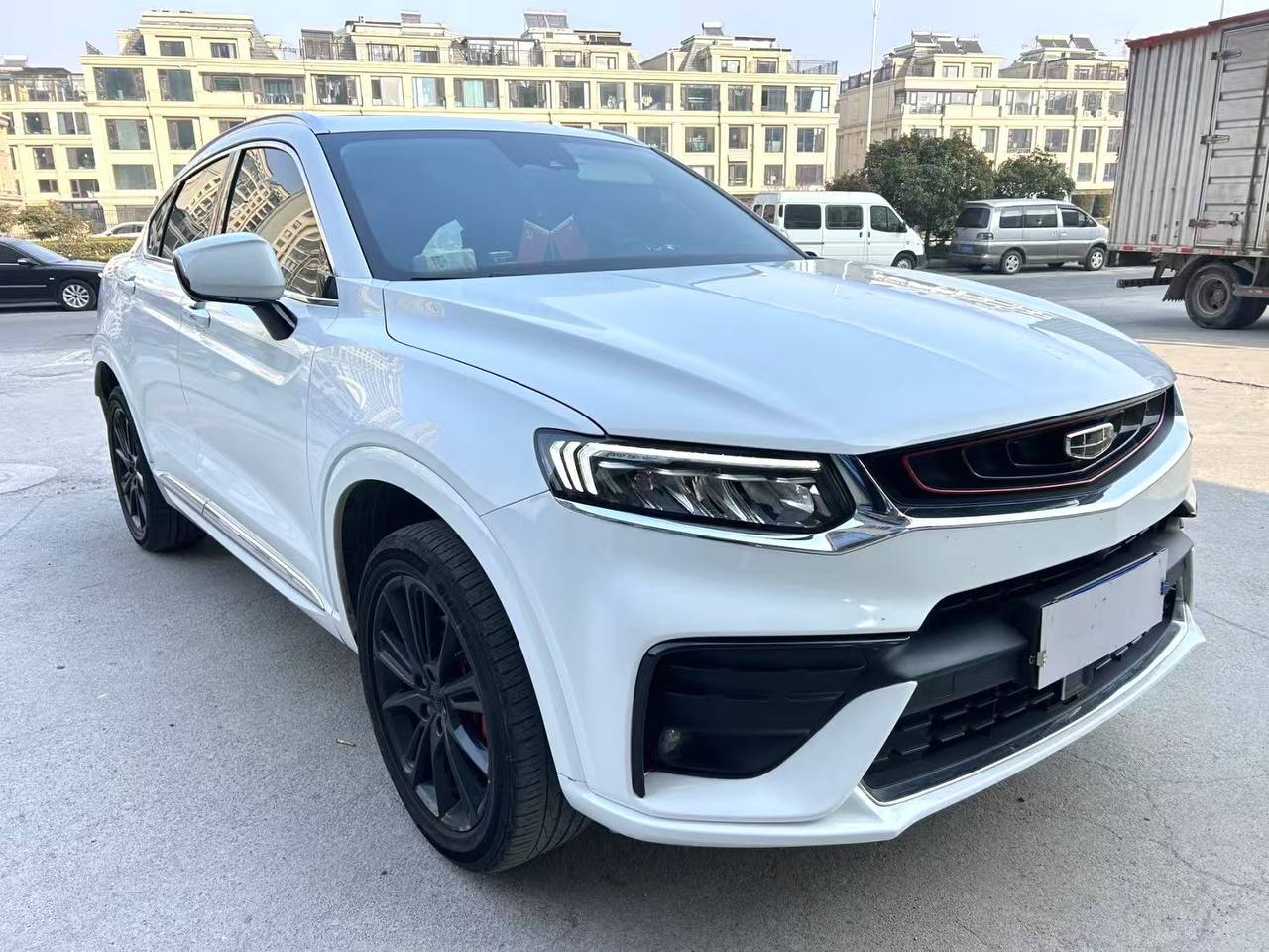 Geely Tugella 2021