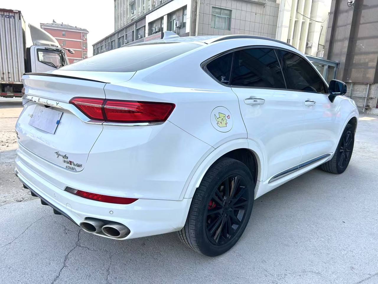 Geely Tugella 2021