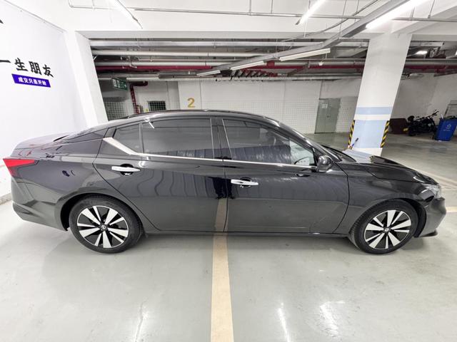 NISSAN ALTIMA 2021