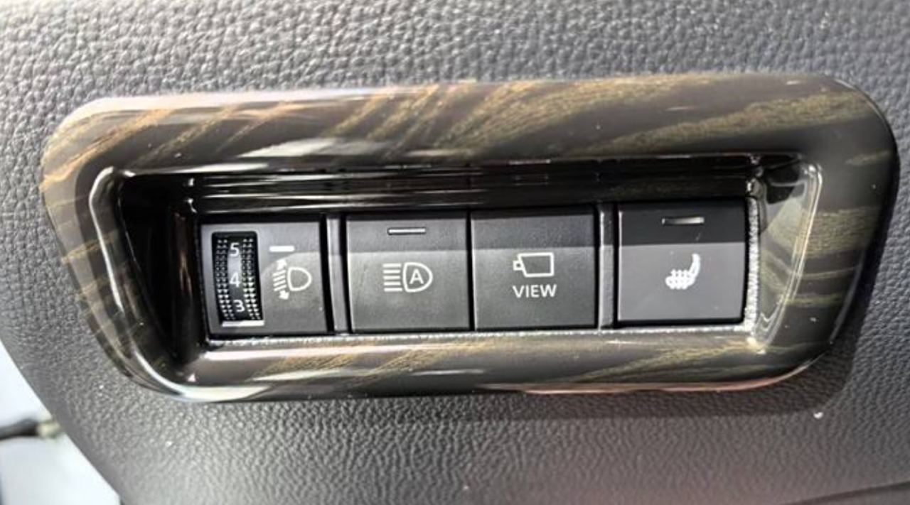 TOYOTA RAV4 2022