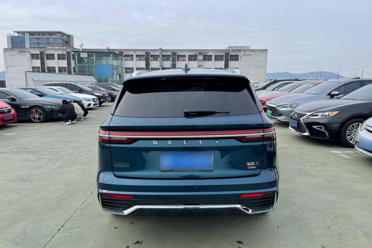 Geely Monjaro 2021