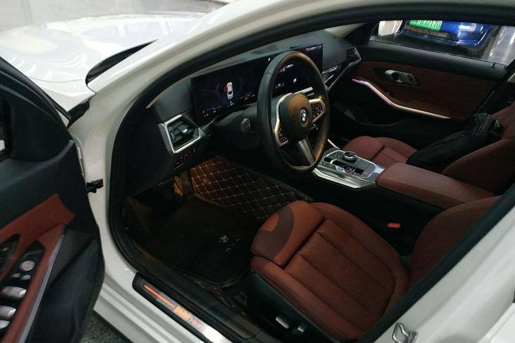 BMW i3 2023