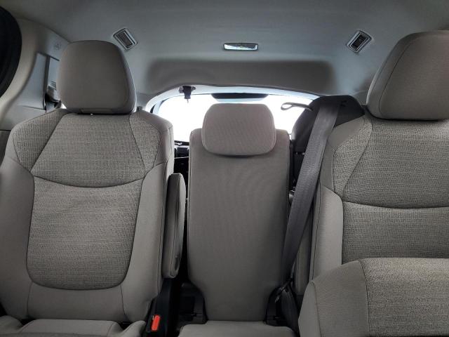 TOYOTA SIENNA LE 2022