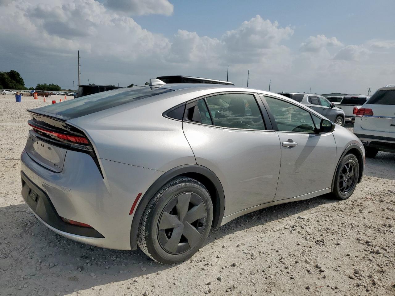 TOYOTA PRIUS LE 2024