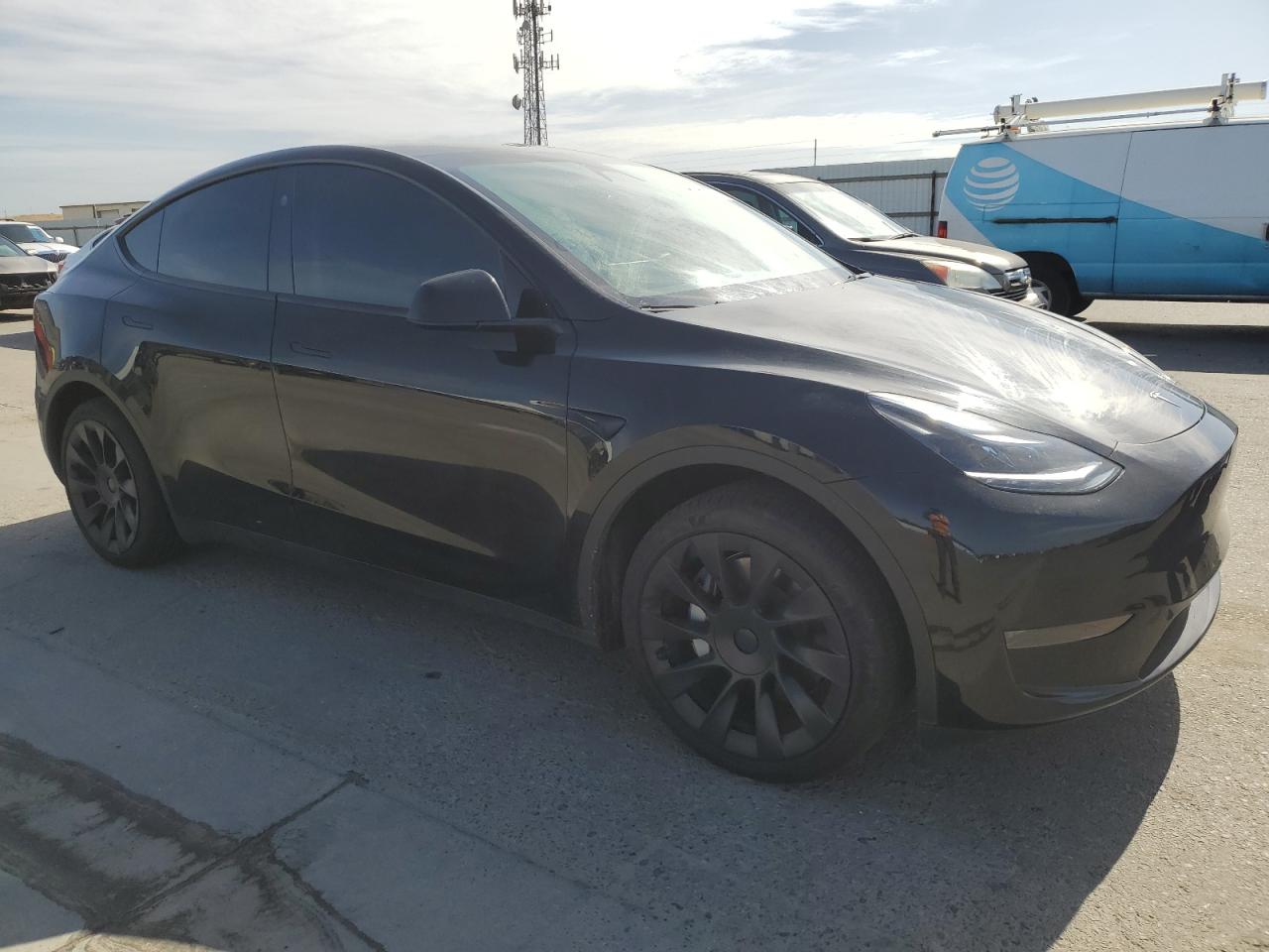 TESLA MODEL Y 2024