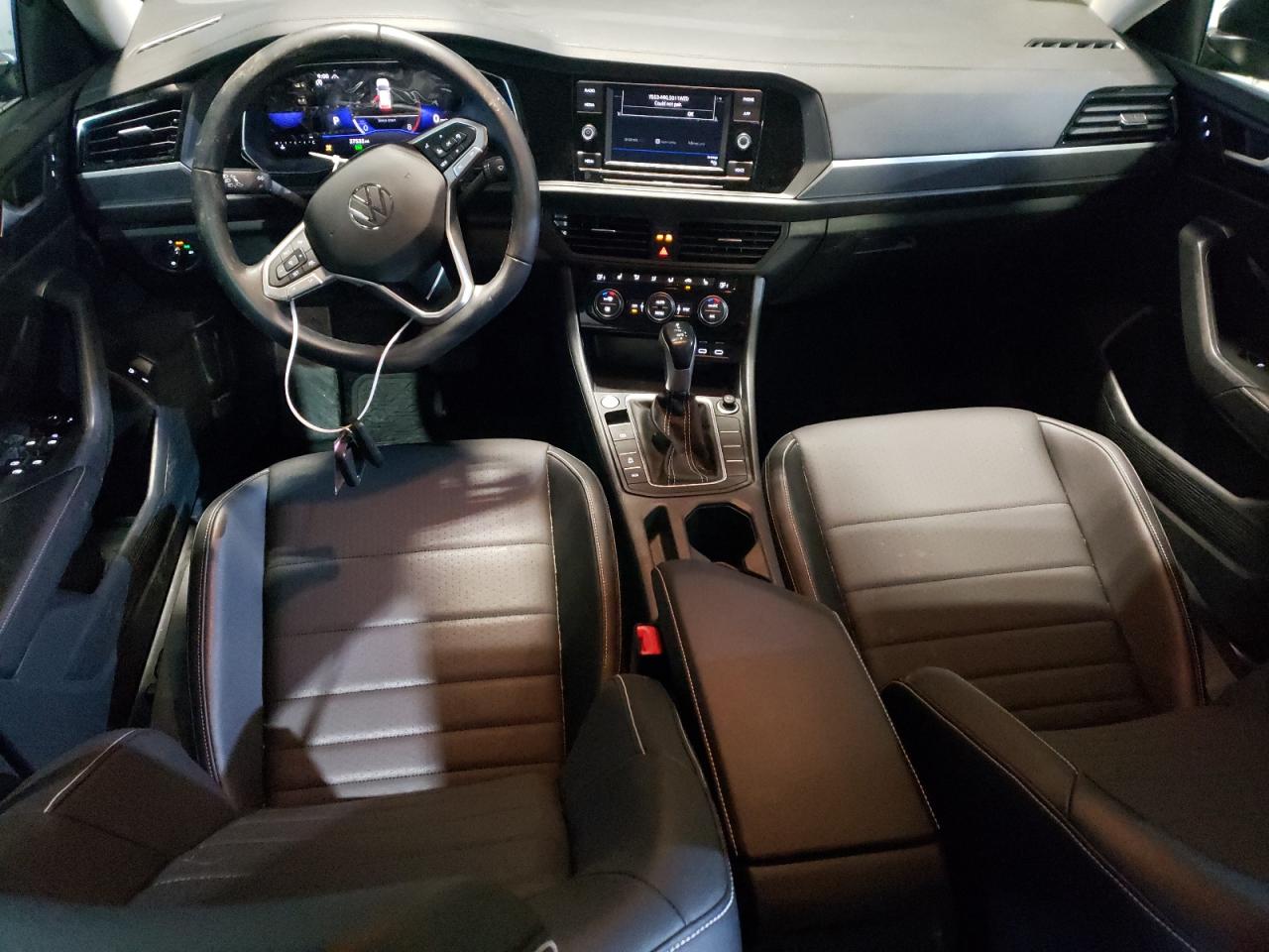 VOLKSWAGEN JETTA SE 2023