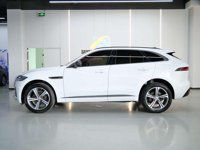 JAGUAR F-PACE 2020
