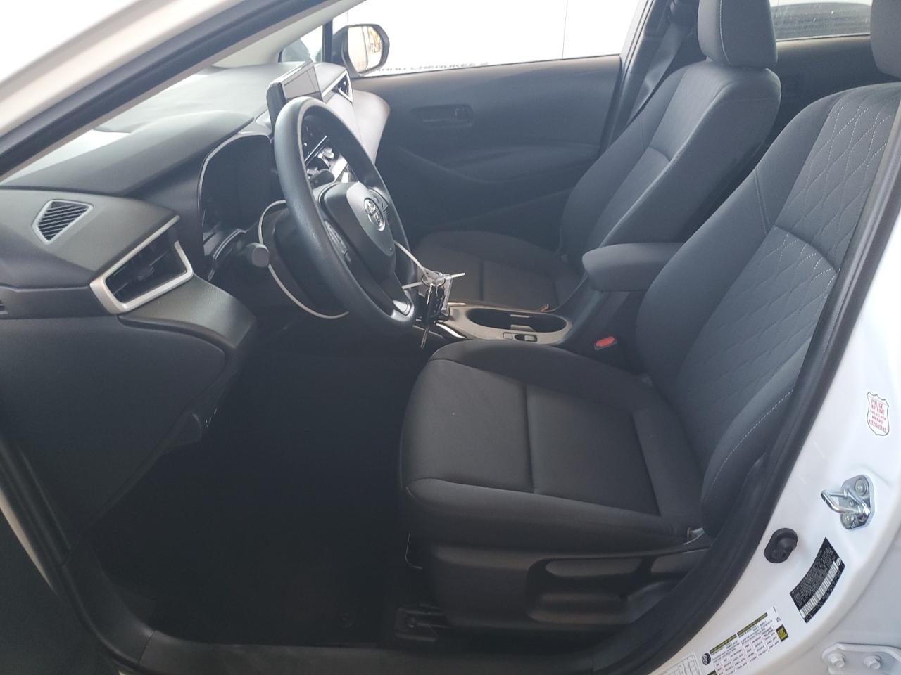 TOYOTA COROLLA LE 2025
