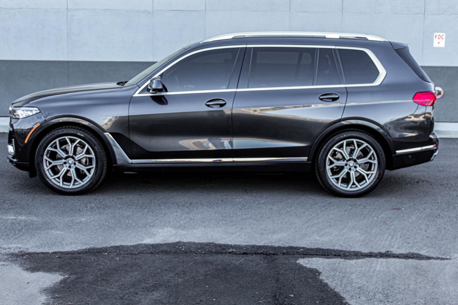 BMW X7 Sports Activity Vehicle xDrive40i 2021