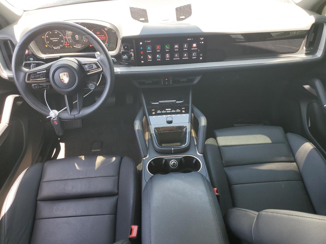 PORSCHE CAYENNE 2024