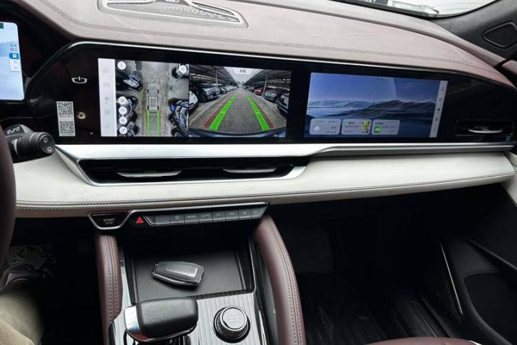 Geely Xingyue L 2021