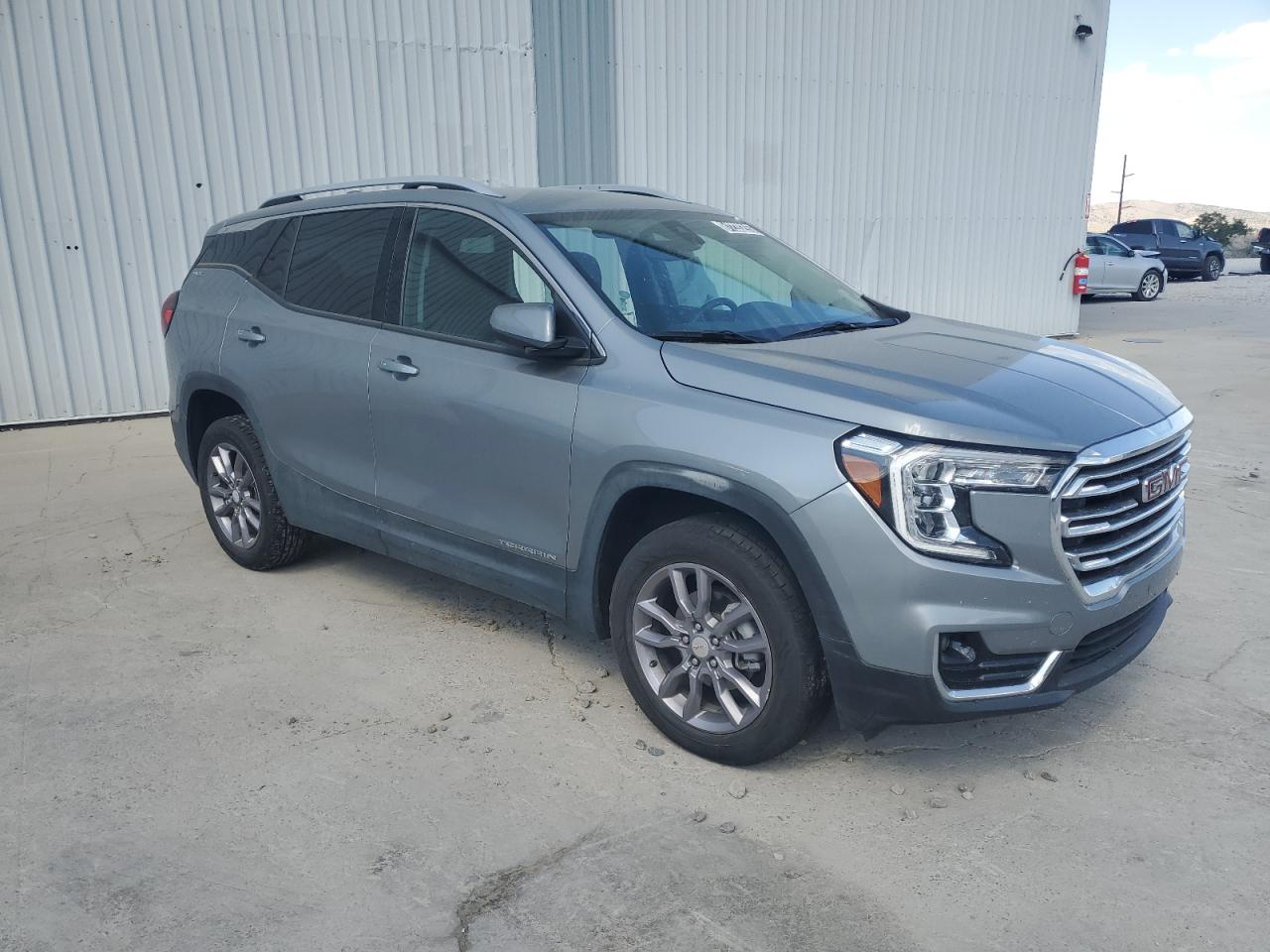 GMC TERRAIN SLT 2023