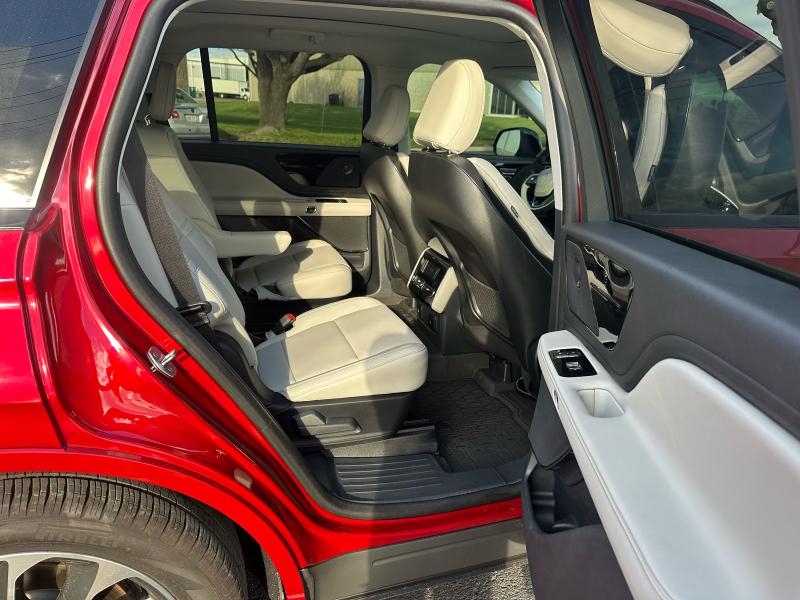 LINCOLN AVIATOR 2024