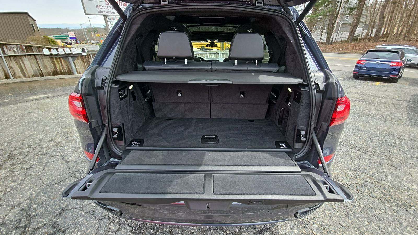 BMW X7 Sports Activity Vehicle xDrive40i M SPORT LINE 2020