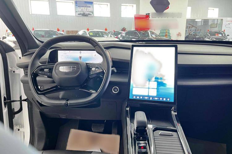 GEELY Boyue Cool 2023