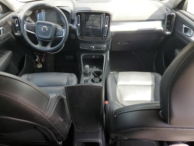 VOLVO XC40 T4 MOMENTUM 2019
