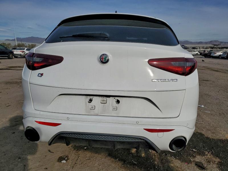 ALFA ROMEO STELVIO TI 2022