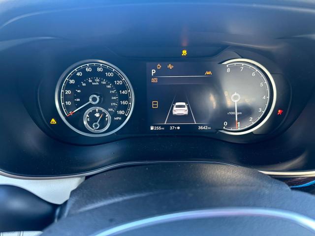 GENESIS G70 BASE 2024