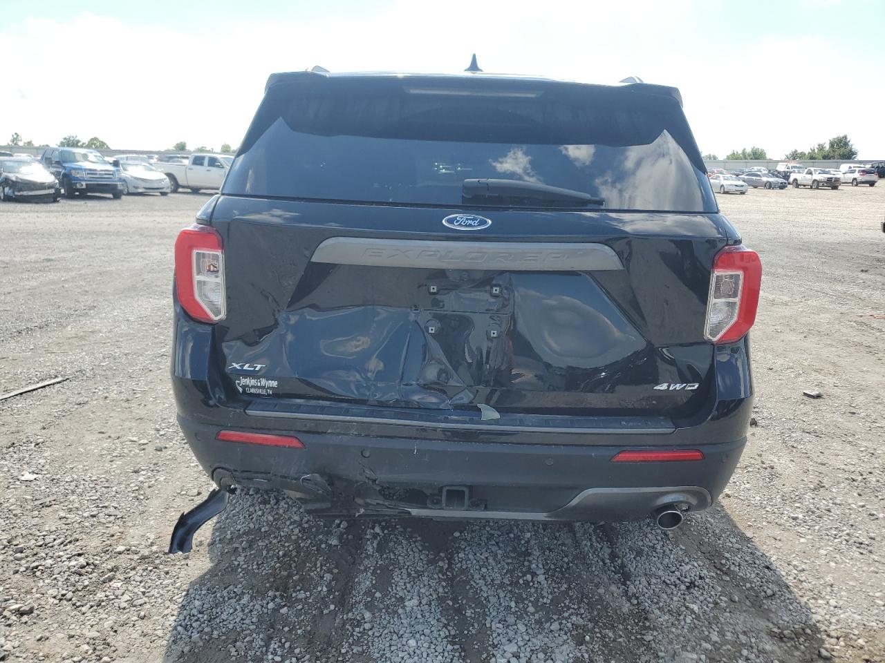 FORD EXPLORER XLT 2023