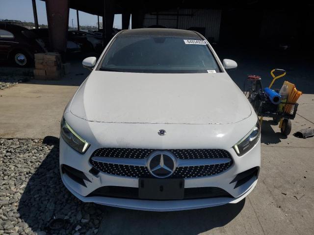 MERCEDES-BENZ A 220 2021