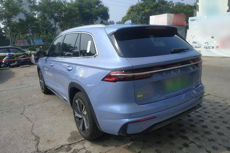 Geely Xingyue 2022
