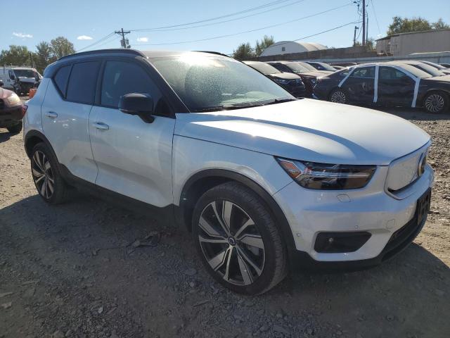 VOLVO XC40 P8 RECHARGE PLUS 2022
