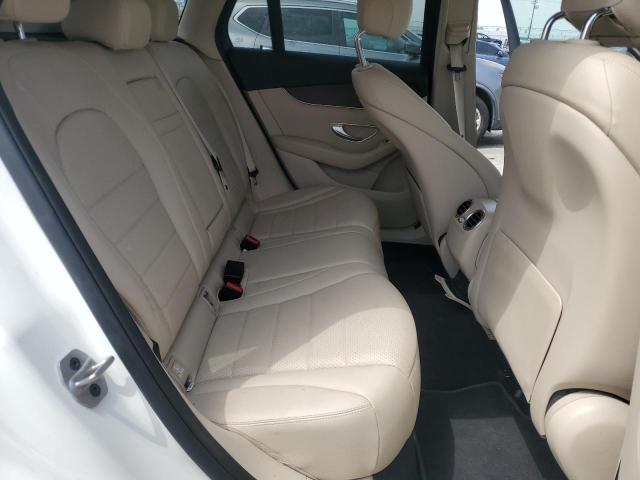 MERCEDES-BENZ GLC 300 2022