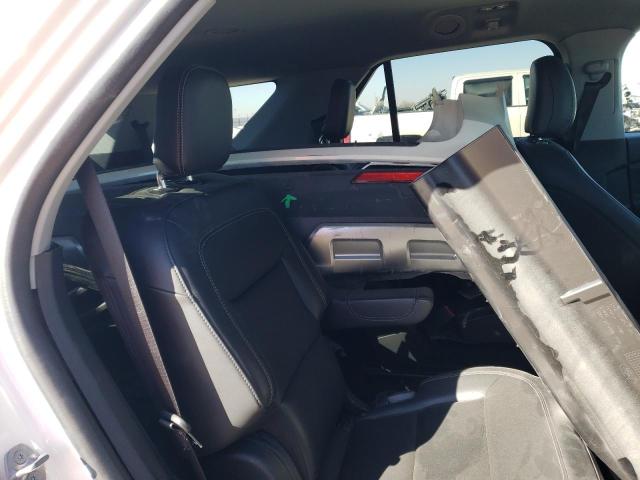 FORD EXPLORER XLT 2022