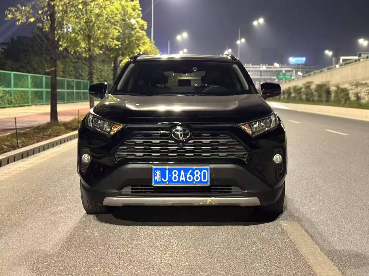 TOYOTA RAV4 2021