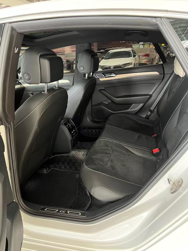 VOLKSWAGEN CC 2020