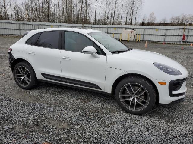 PORSCHE MACAN BASE 2023