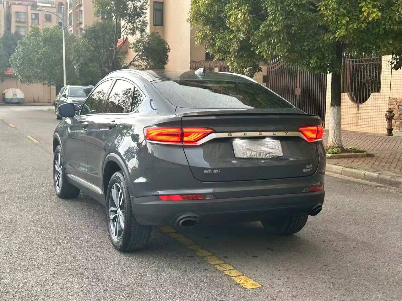 Geely Tugella 300T MHEV 2019