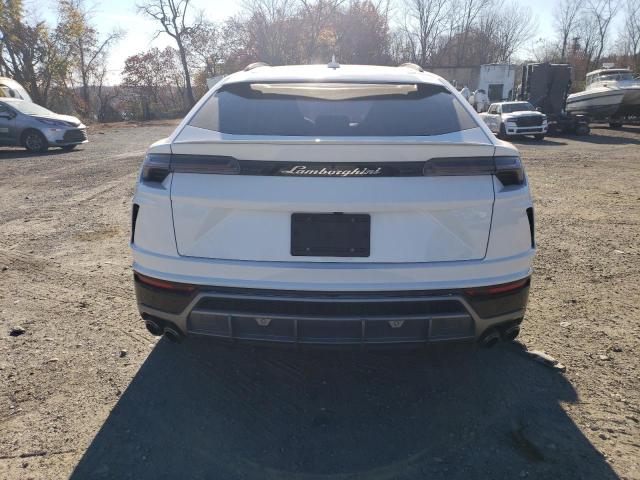LAMBORGHINI URUS 2021