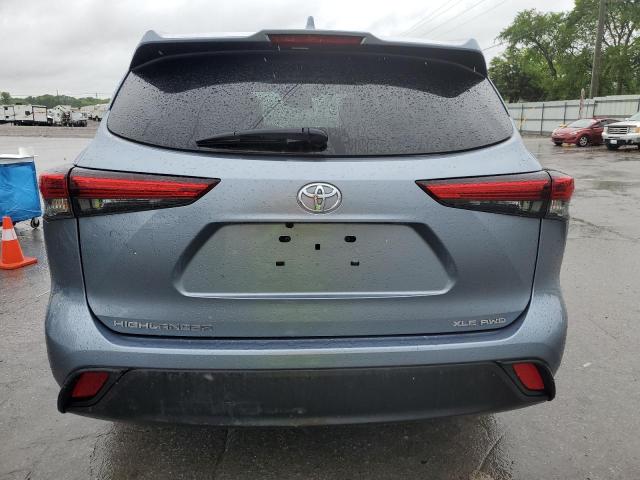 TOYOTA HIGHLANDER XLE 2020