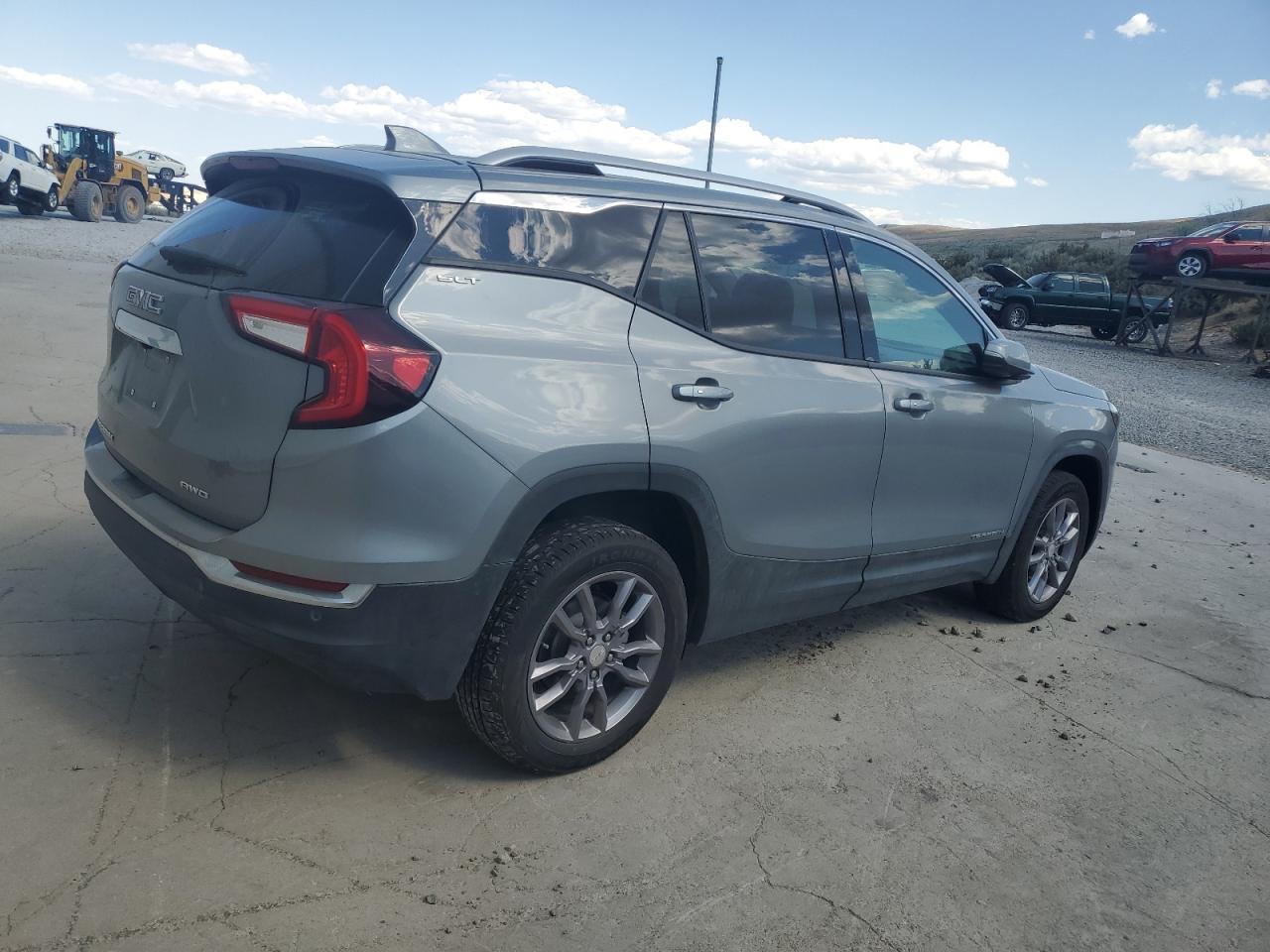 GMC TERRAIN SLT 2023