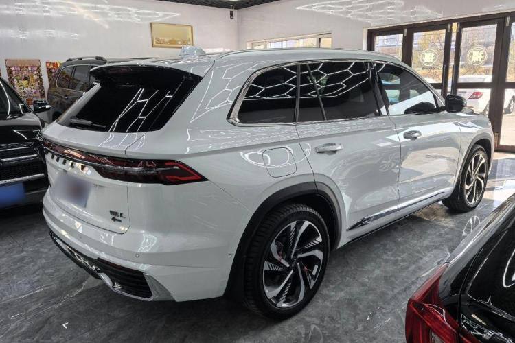 Geely Monjaro 2021