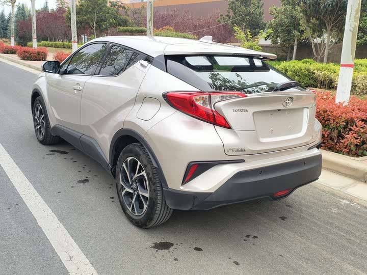 TOYOTA C-HR 2020