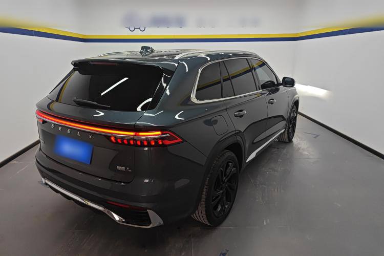 Geely Monjaro 2021