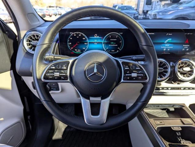 MERCEDES-BENZ EQB 300 4MATIC 2022