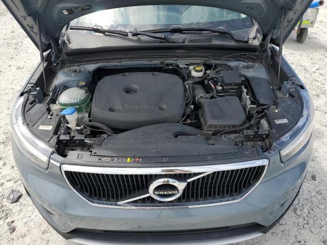 VOLVO XC40 T4 MOMENTUM 2019