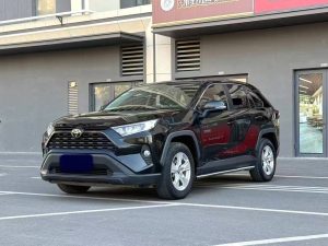TOYOTA RAV4 2021