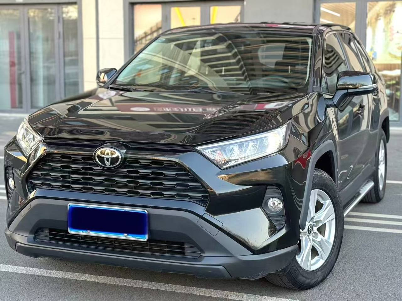 TOYOTA RAV4 2021