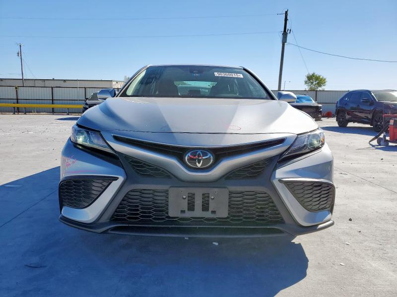 TOYOTA CAMRY SE NIGHT SHADE 2022