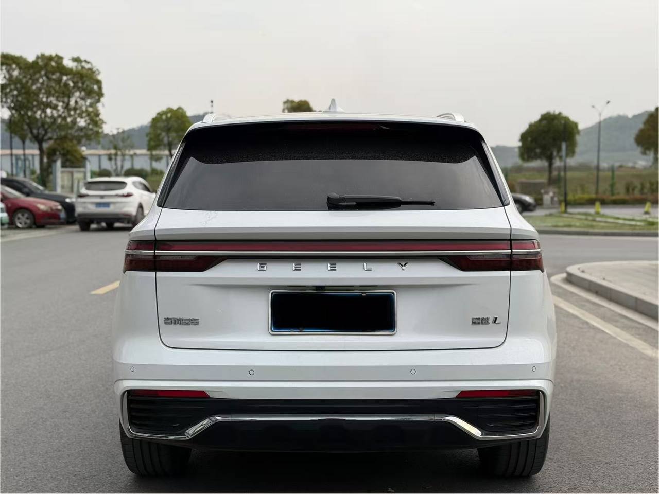 Geely Monjaro 2021